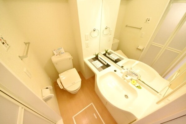 ベルソス高倉Bの物件内観写真